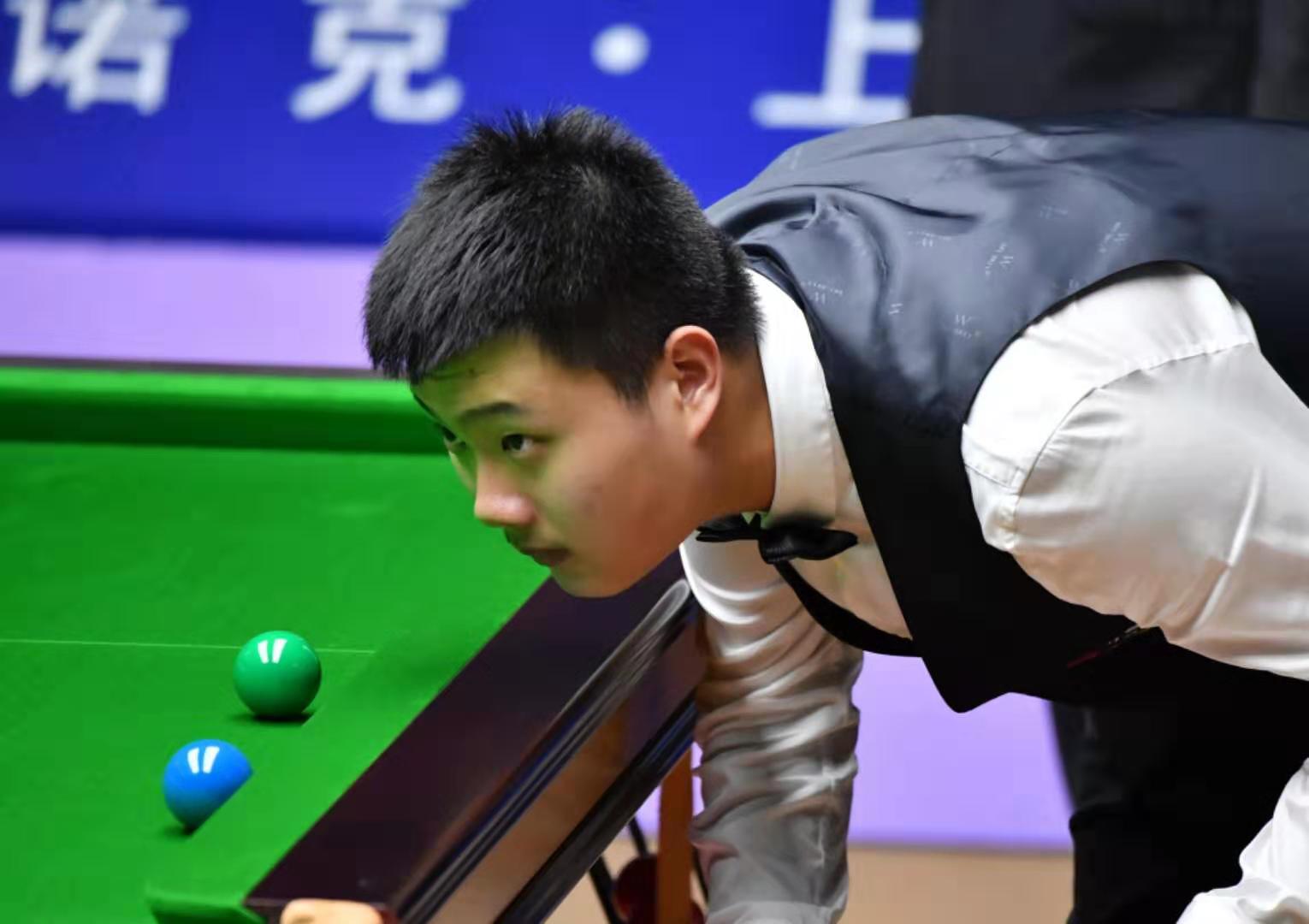 他对于年轻 他对于年轻