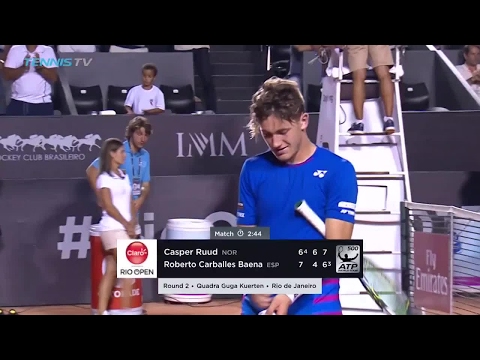 出了令人难 出了令人难