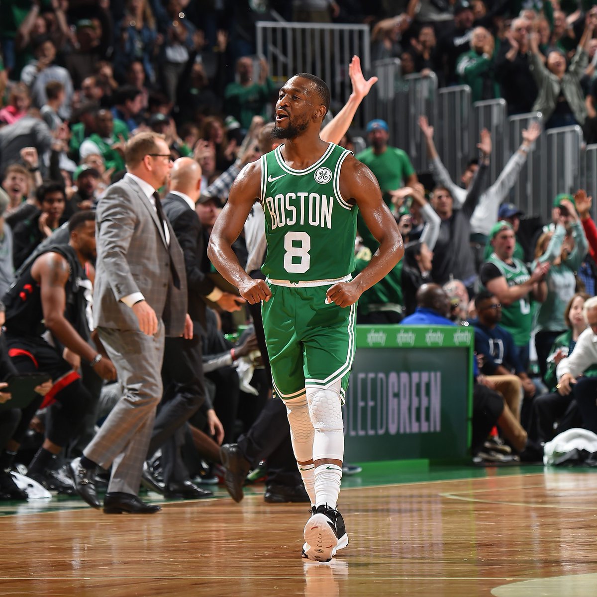 甚至是未来 甚至是未来