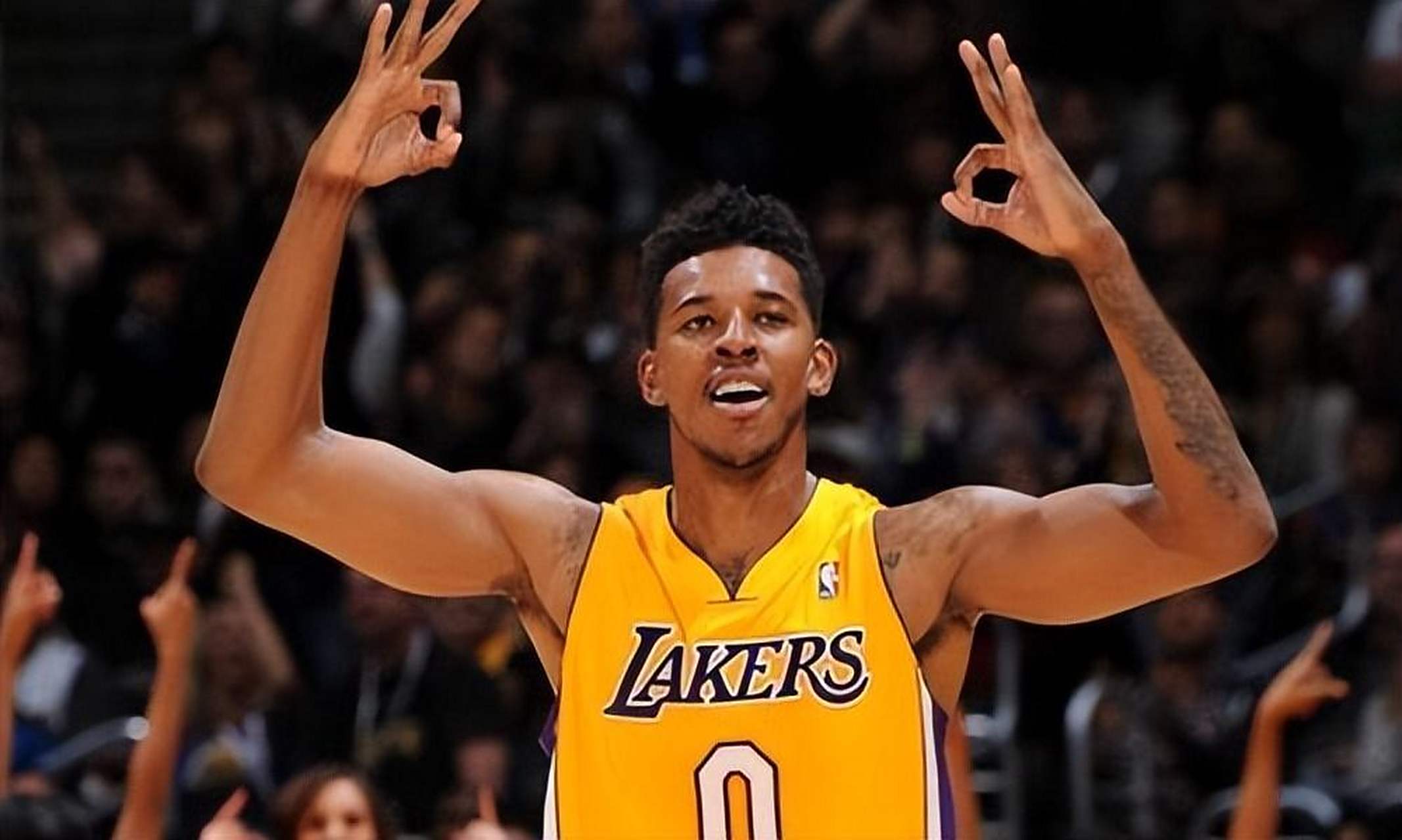 泽卡只需半 泽卡只需半